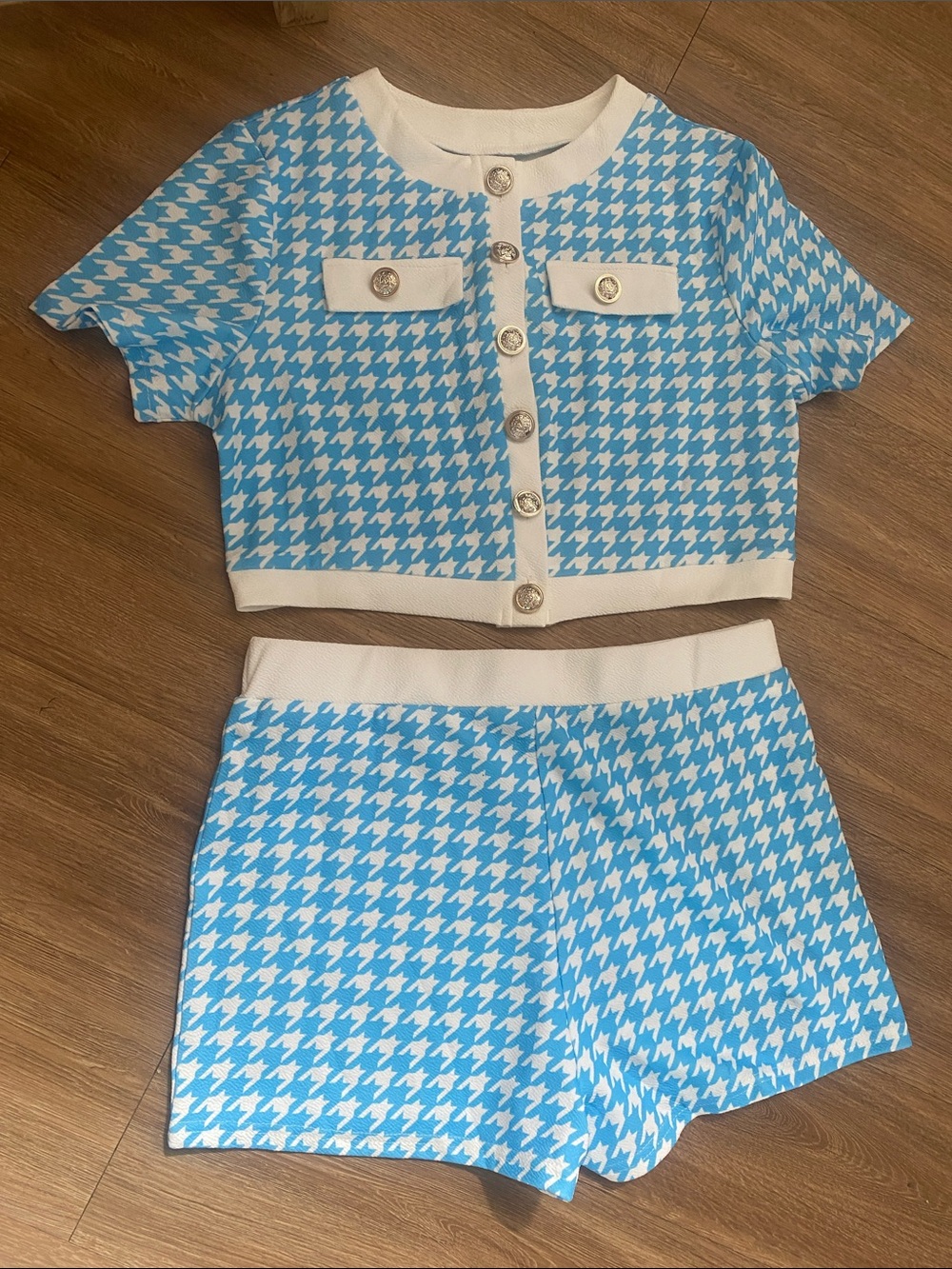 Blue & White Houndstooth Shorts - Women's Two-Piece Set
